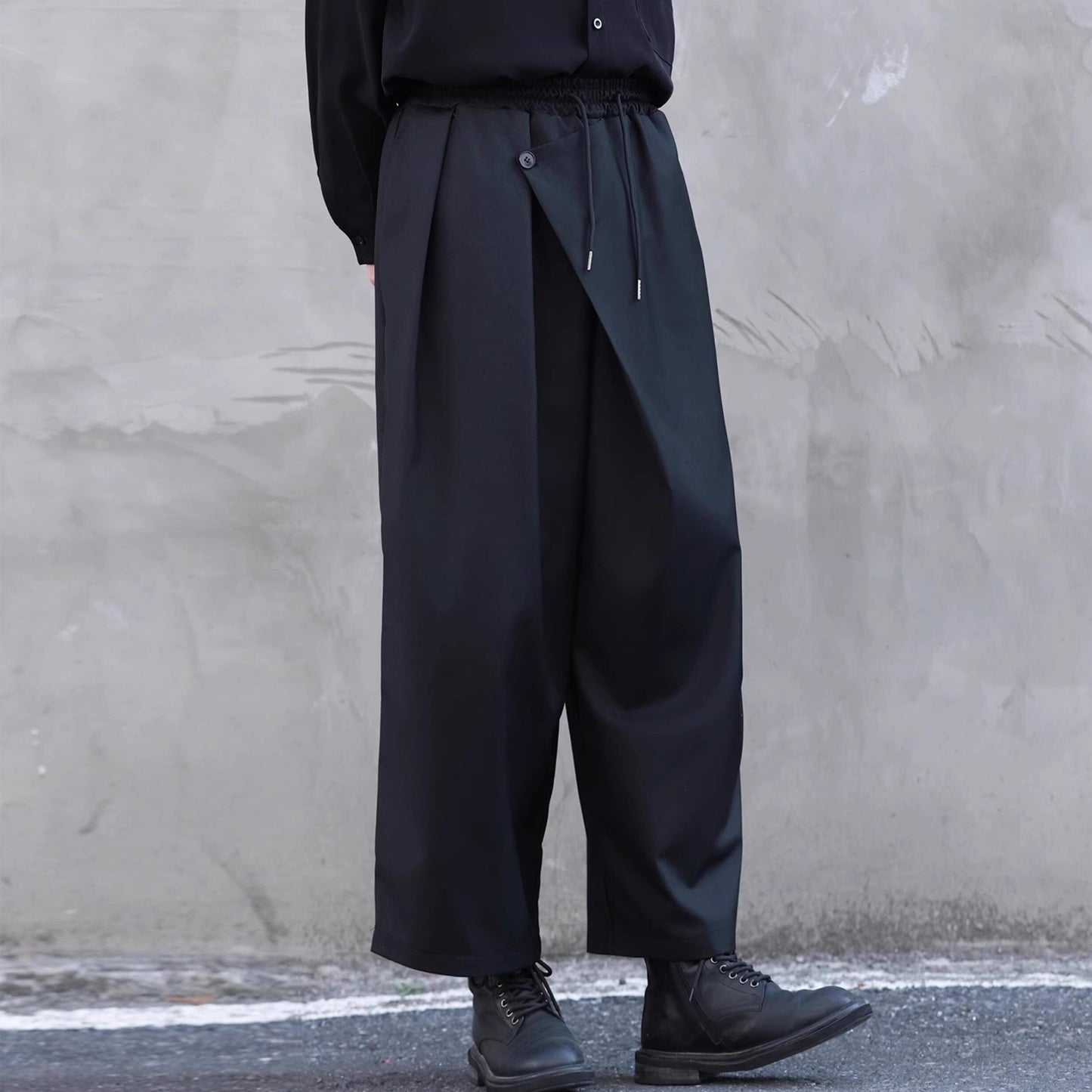 Asymmetric Tapered Pants【TR3280】