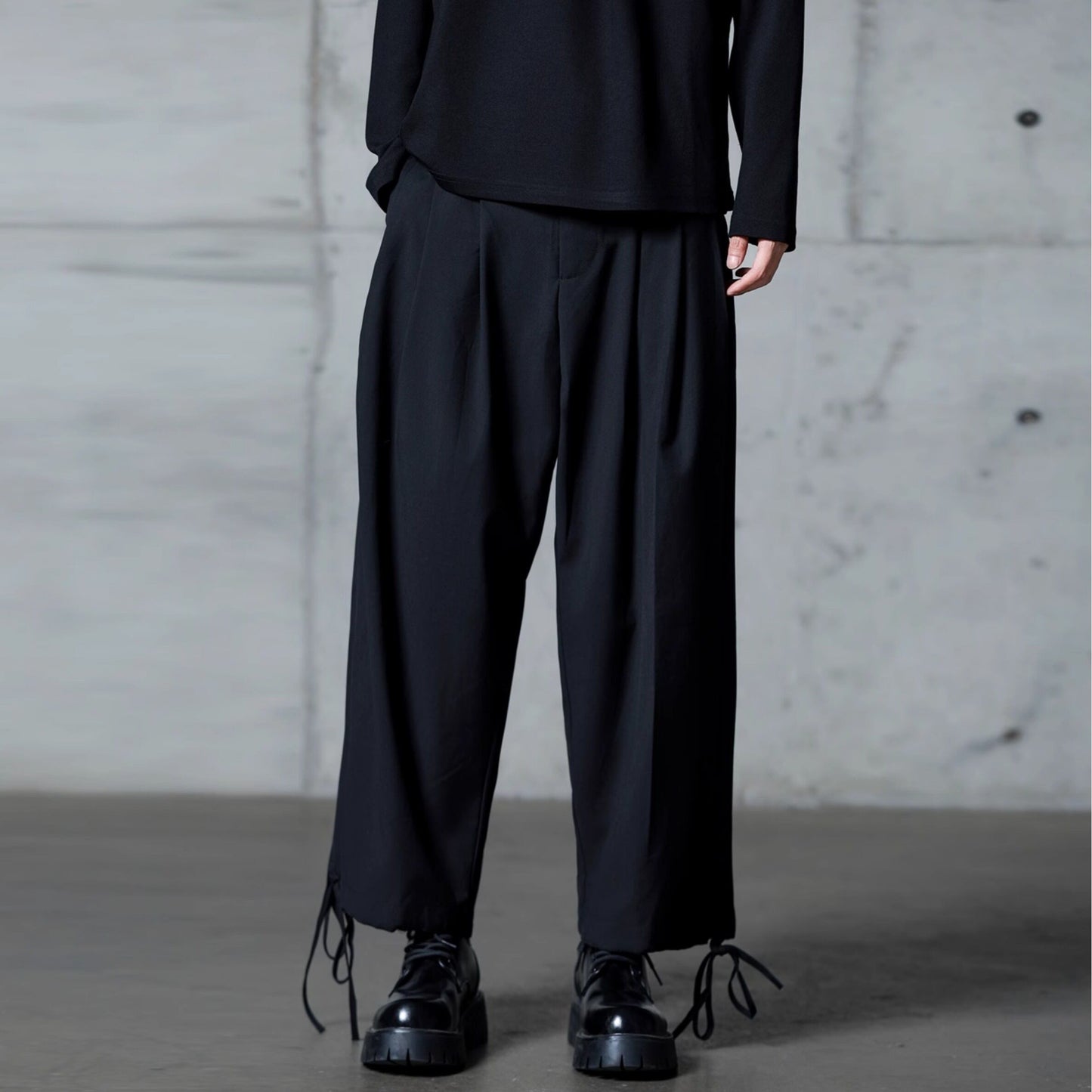 Drawstring Hem Tuck Ankle Pants【TR3300】