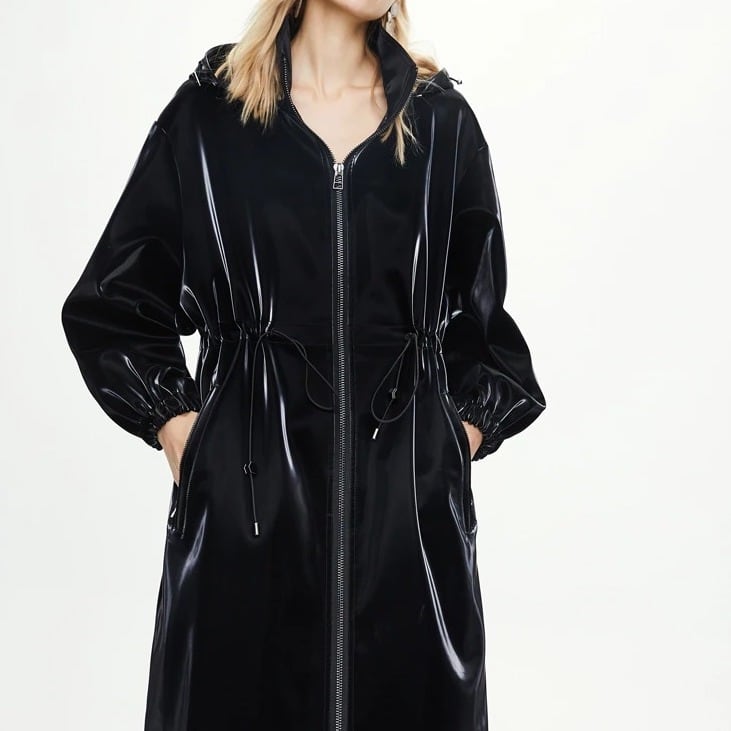 〈Unisex〉Patent Leather Windbreaker【TR1178】