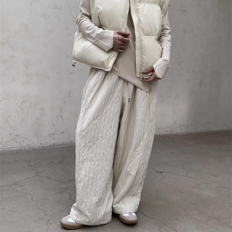 Embossed Pleats Loose Pants【TR3192】