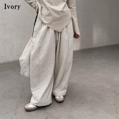 Embossed Pleats Loose Pants【TR3192】