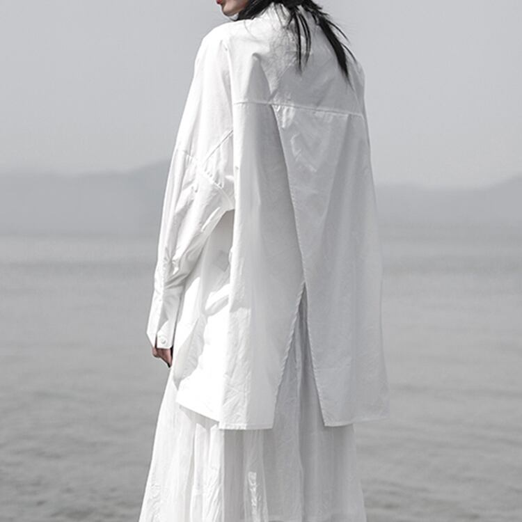 〈Unisex〉Irregular Back-slit Shirt【TR1421】
