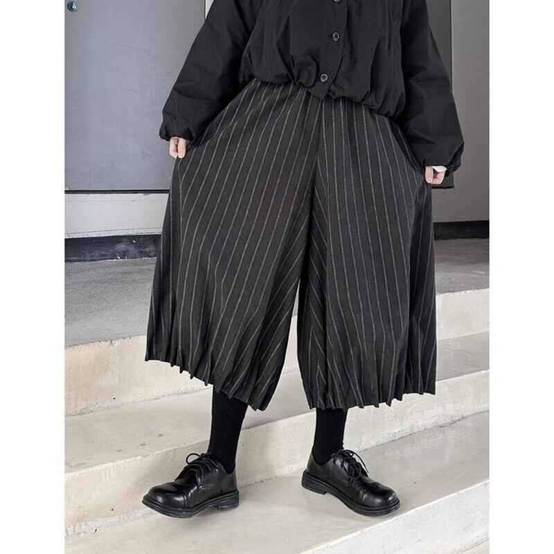 Stripe Cropped Hem-Pleats Pants【TR3222】