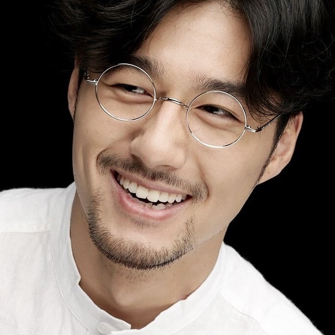 〈Titanium〉Vintage no nose Round Glasses【TR2570】